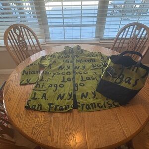 NWT Mycra Pac Now Reversible Green City Print Black Travel Rain Jacket Tote Bag